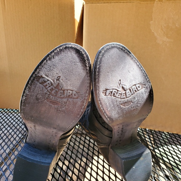 Freebirds - Chelsea - Picture 5 of 5